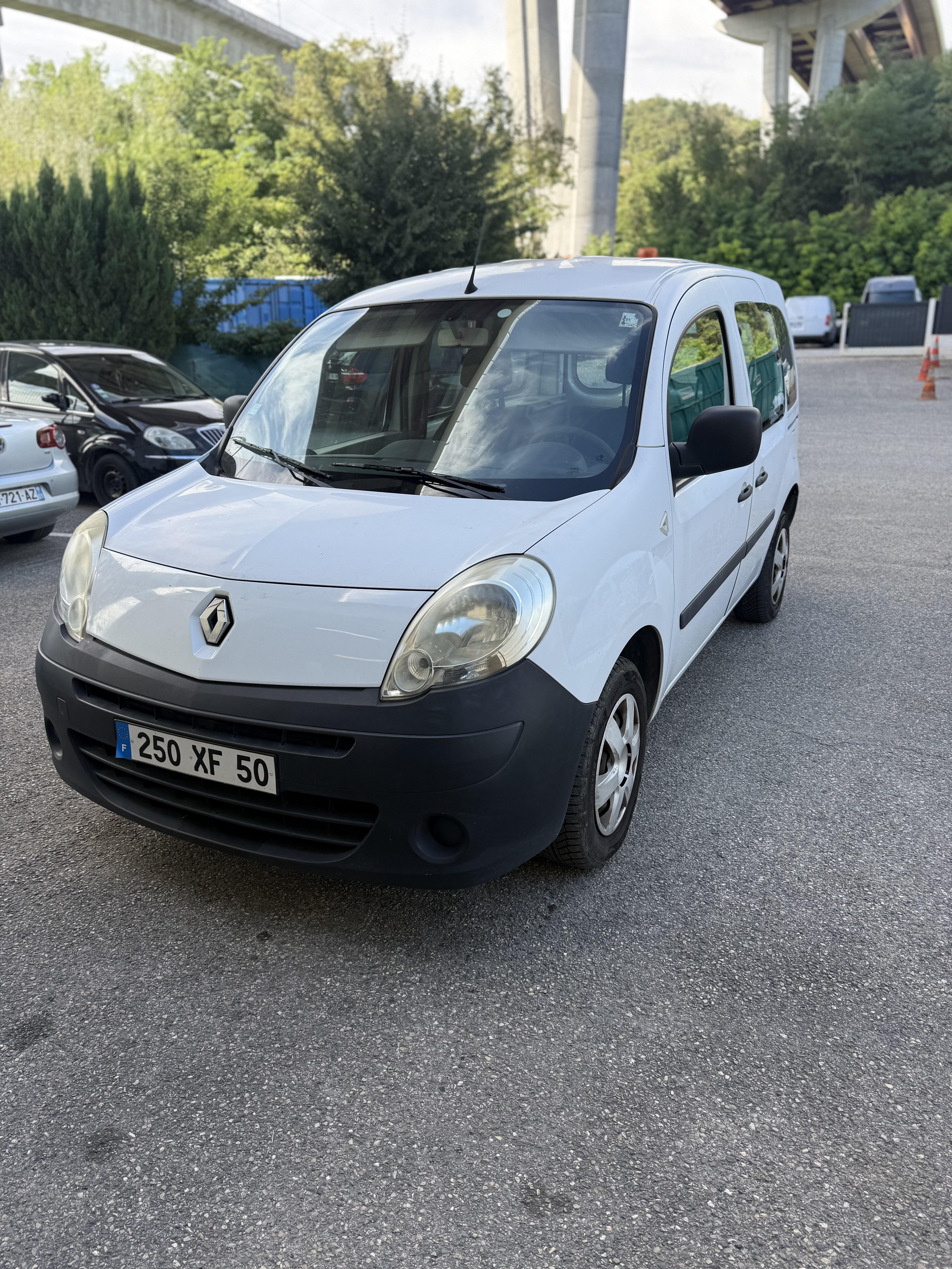kangoo 1.5 dci 2008 garantie 12 mois 5490euros